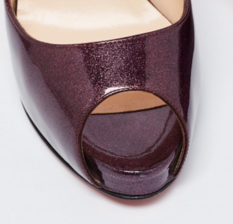 Christian Louboutin Patent Leder No Prive Peep-Toe Slingback Sandalen Größe 41 Damen im Angebot