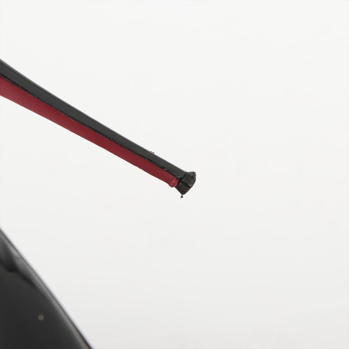 Christian Louboutin Pump Sling Back en cuir verni à bout ouvert Noir 9