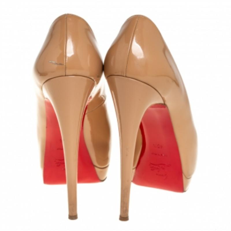 Christian Louboutin Patent Leather Palais Royal Peep Toe Platform Pumps Size40.5 For Sale 2