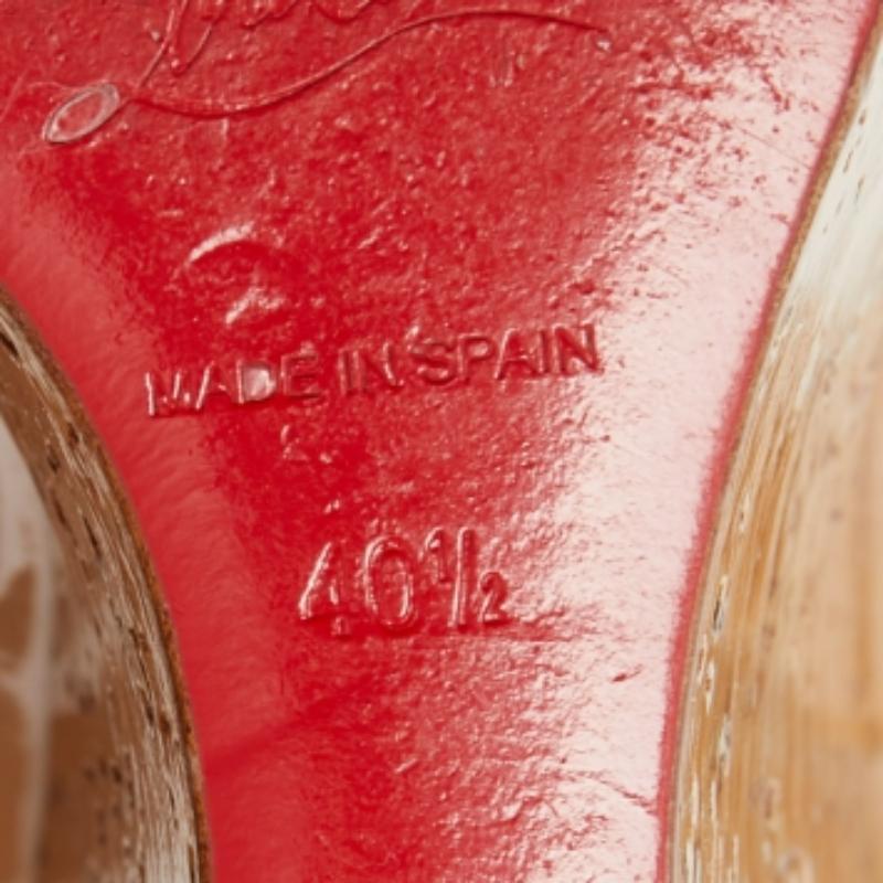 Christian Louboutin Patent Leather Peep Toe Ankle Strap Wedge Sandals Size 40.5 en vente 2