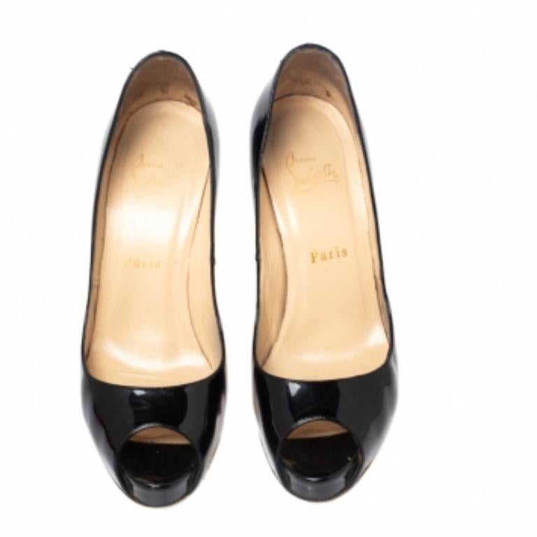 Escarpins à plateforme Christian Louboutin en cuir verni très prisé à bout ouvert, taille 38 1