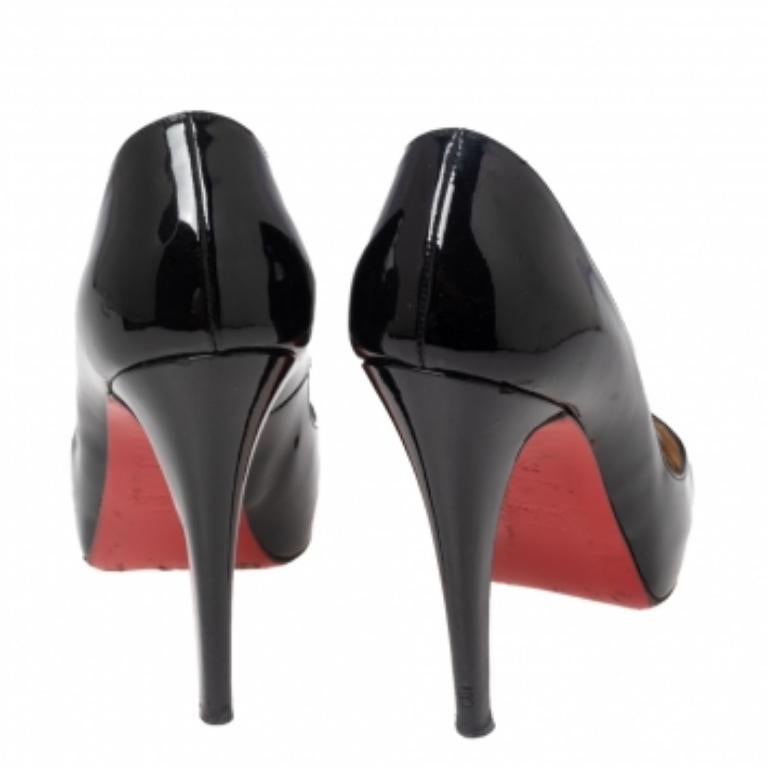 Escarpins à plateforme Christian Louboutin en cuir verni très prisé à bout ouvert, taille 38 2