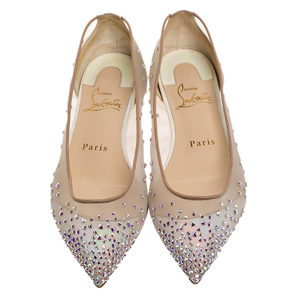 Dazzle the crowds and make a statement like never before in these gorgeous Follies Strass flats from Christian Louboutin! The pumps have been crafted from mesh and patent leather into a pointed toe-style. They are exquisitely embellished with