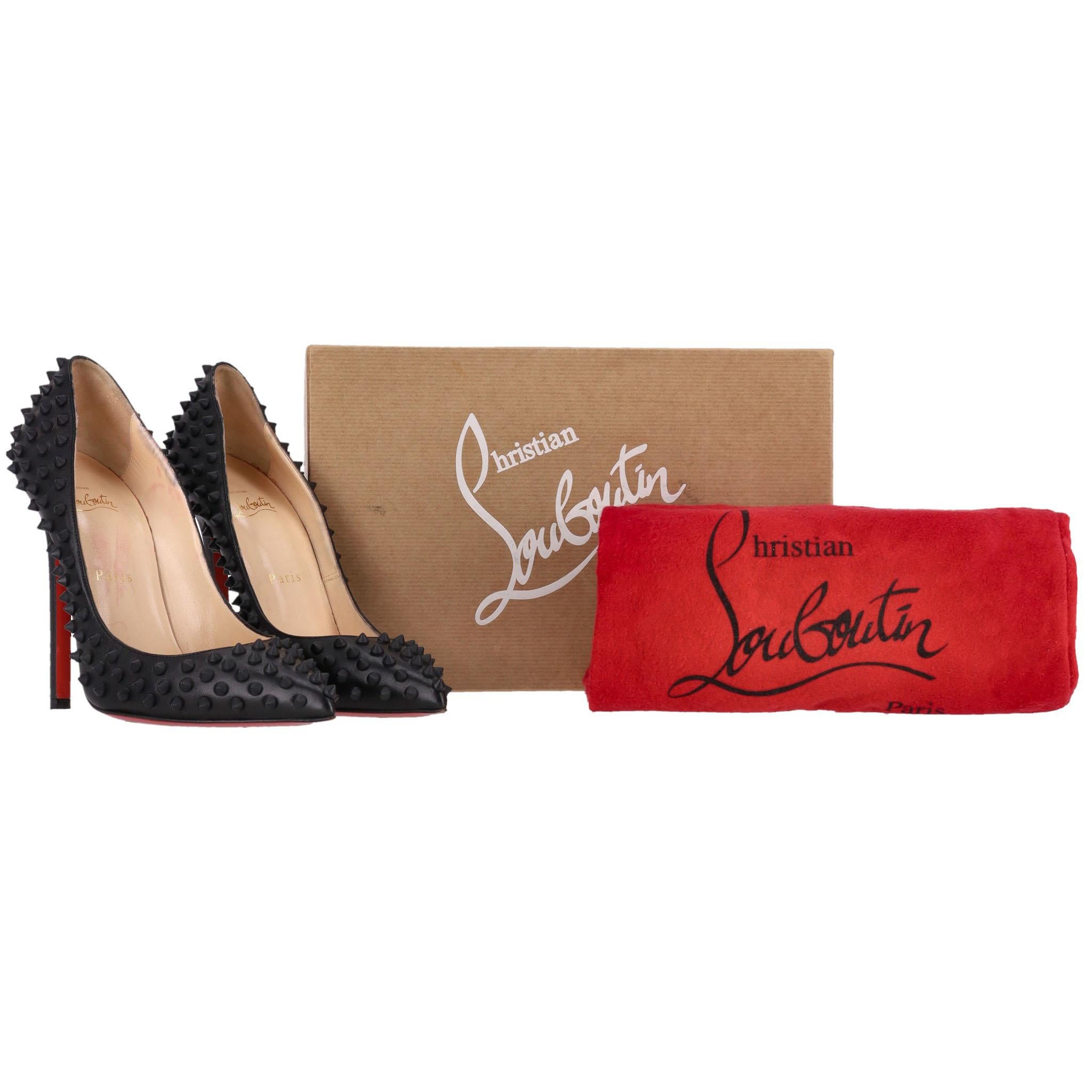 Christian Louboutin Pigalle Spikes Matte Leather Pumps

Black heels crafted from leather, fully embellished with black, matte spikes.

Featuring the brand's signature red soles, pointed toe and high stiletto heel.

Rrp Approx. £890

Size –