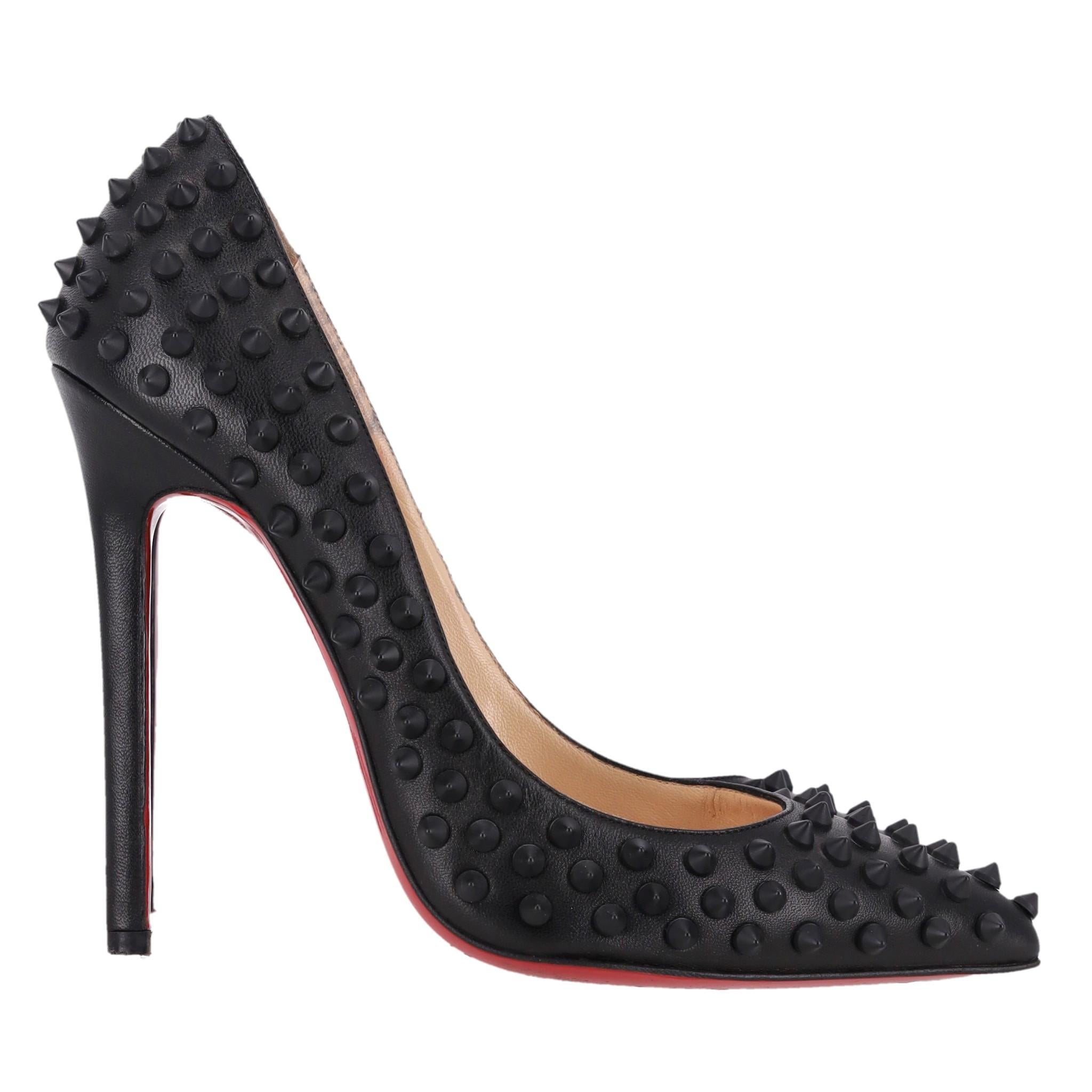 Christian Louboutin Pigalle Spikes Matte Leather Pumps In Excellent Condition In London, GB