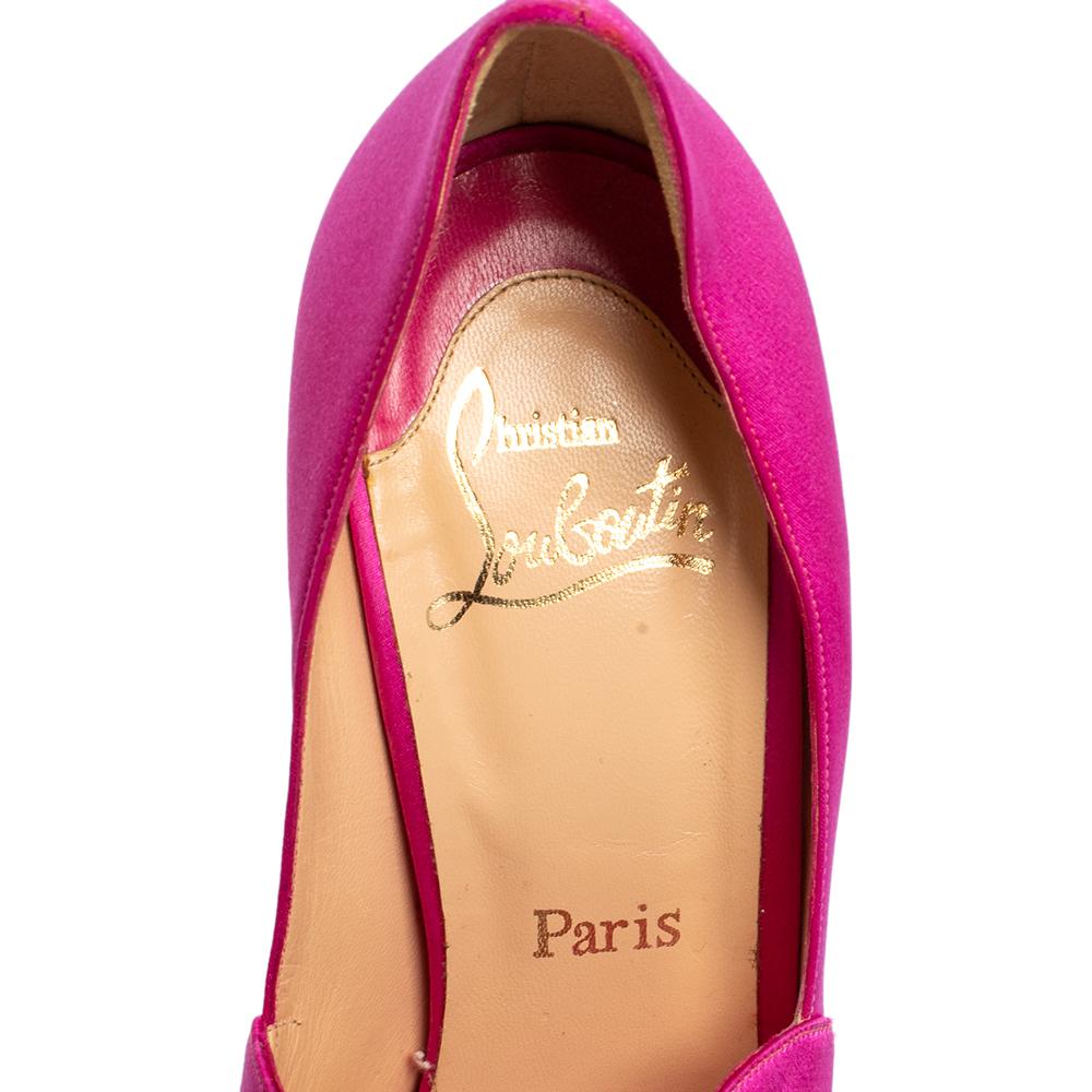 Women's Christian Louboutin Pink Crepe Satin Peep Toe Pumps Size 39.5 For Sale