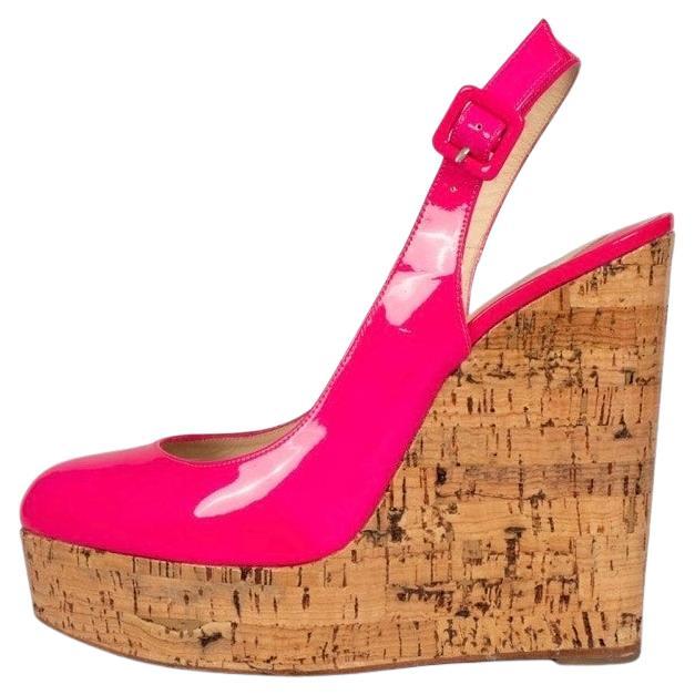Christian Louboutin Tacones de cuña de piel rosa - EU 40