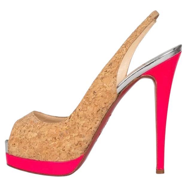 Tacones de cuña de piel rosa Christian Louboutin talla 40