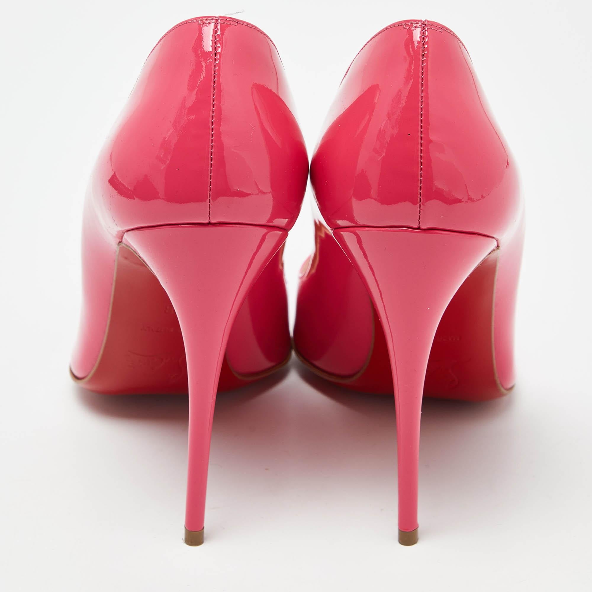 Women's Christian Louboutin Pink Patent Leather Pigalle Pumps Size 38 For Sale