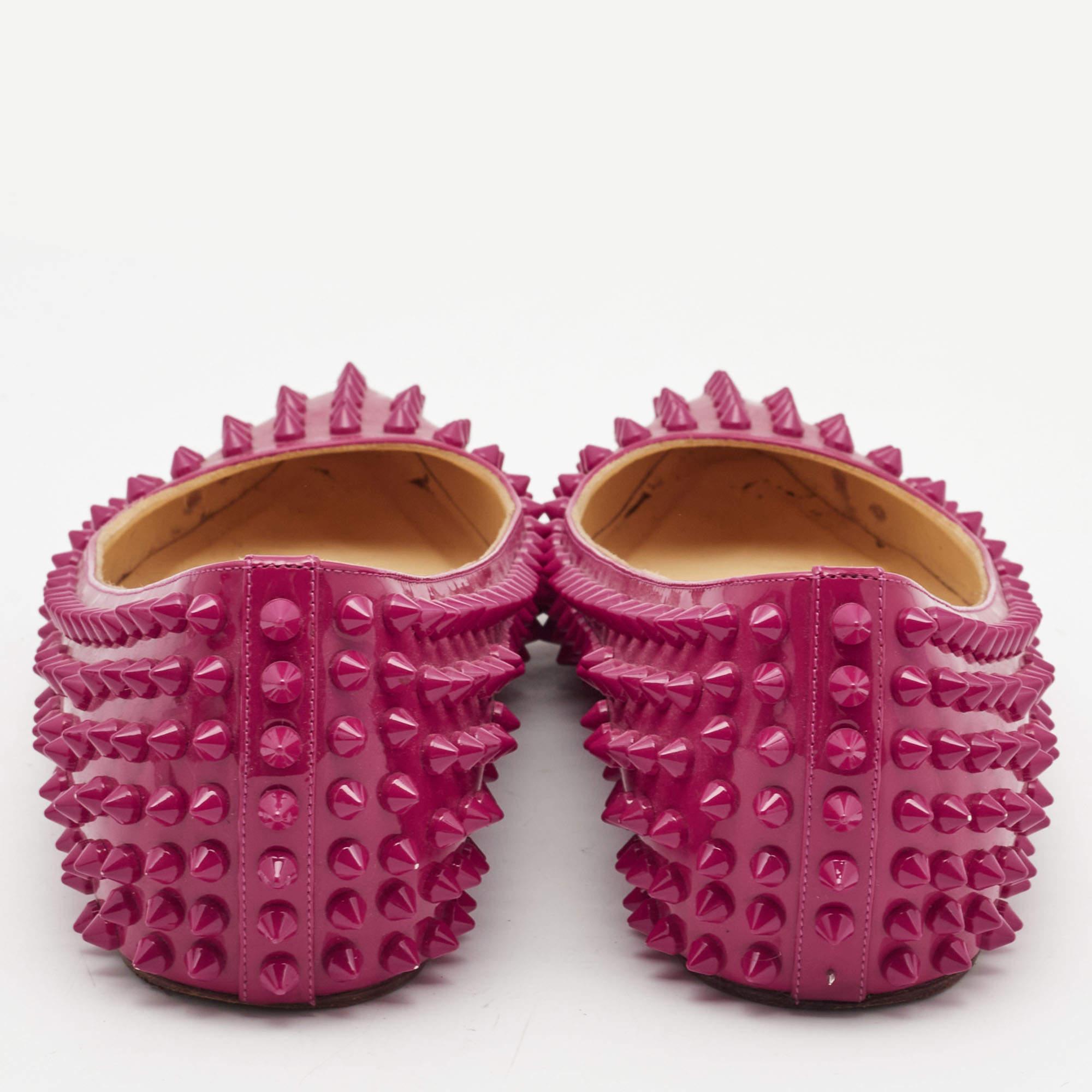 Christian Louboutin Pink Patent Leather Pigalle Spikes Ballet Flats Size 39 In Good Condition In Dubai, Al Qouz 2