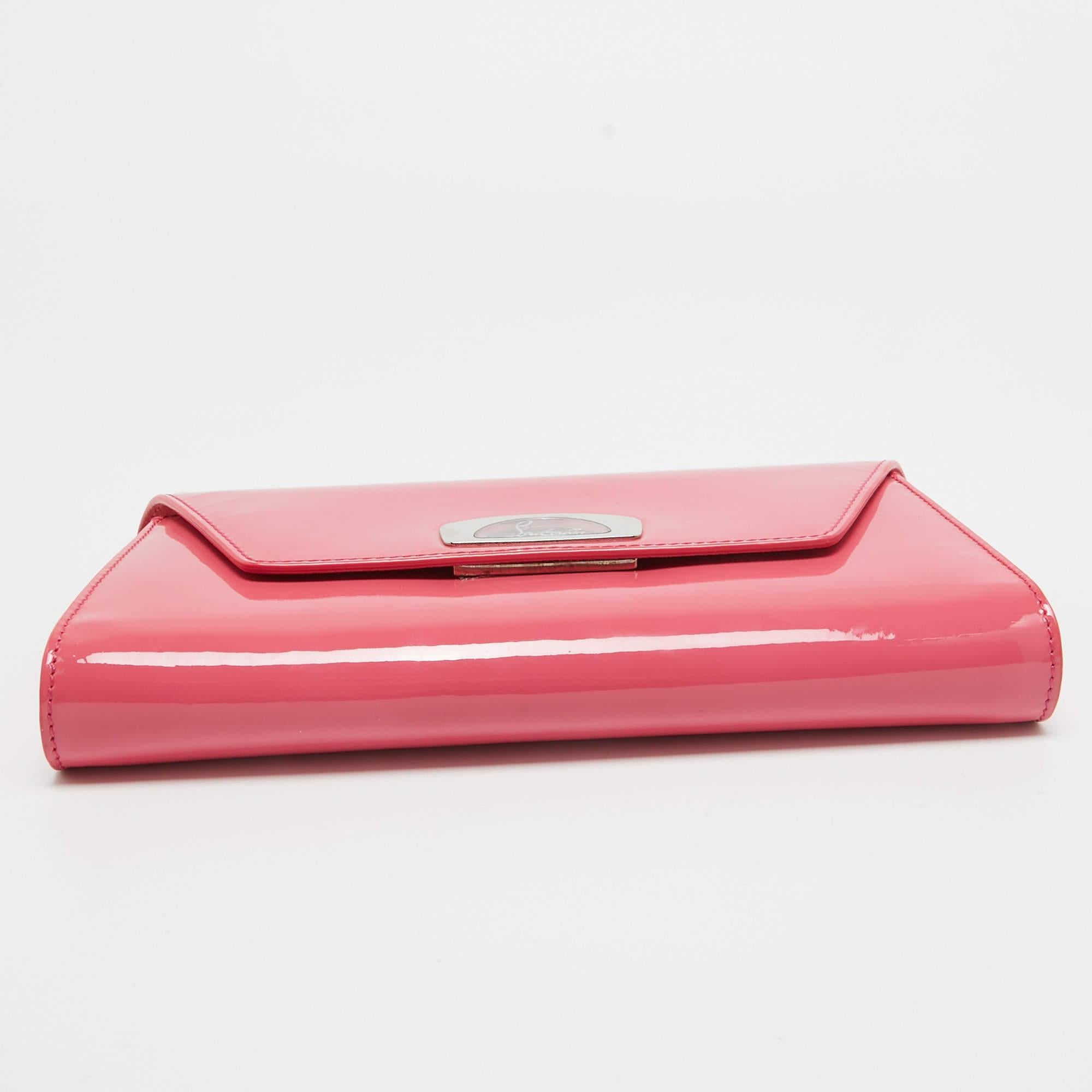 Christian Louboutin Pink Patent Leather Vero Dodat Chain Clutch For Sale 7