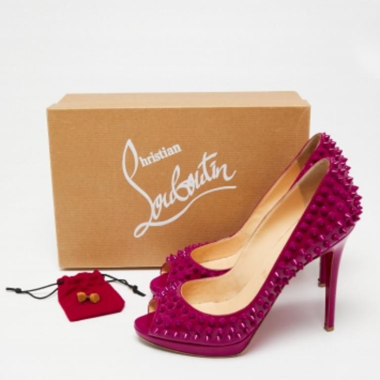 Christian Louboutin Pink Patent Leather Yolanda Spiked Peep-Toe Pumps Size 38.5 For Sale 5