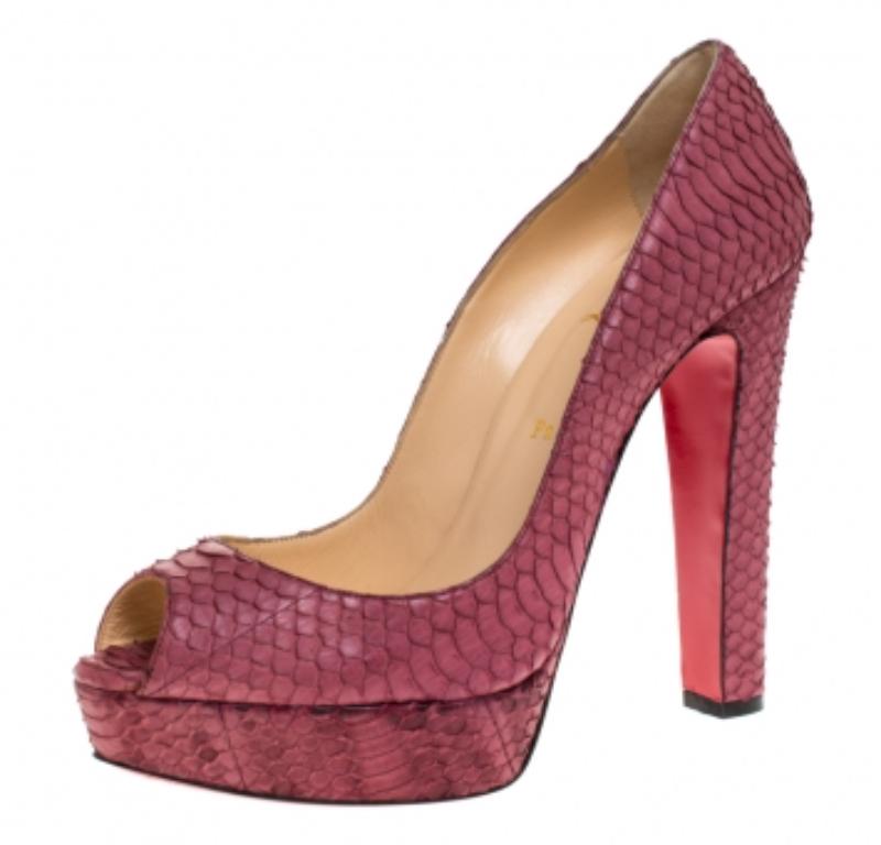 Christian Louboutin Bombas de plataforma con puntera abierta Lady Pink de piel de pitón Talla 41 en venta 1