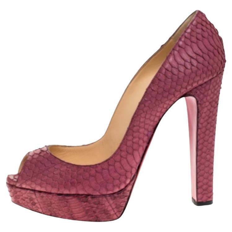 Christian Louboutin Bombas de plataforma con puntera abierta Lady Pink de piel de pitón Talla 41