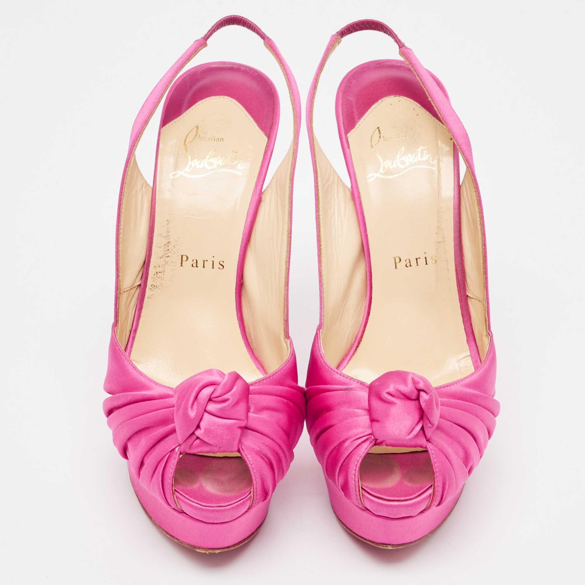 Rose Christian Louboutin escarpins Jenny en satin rose taille 37,5 en vente
