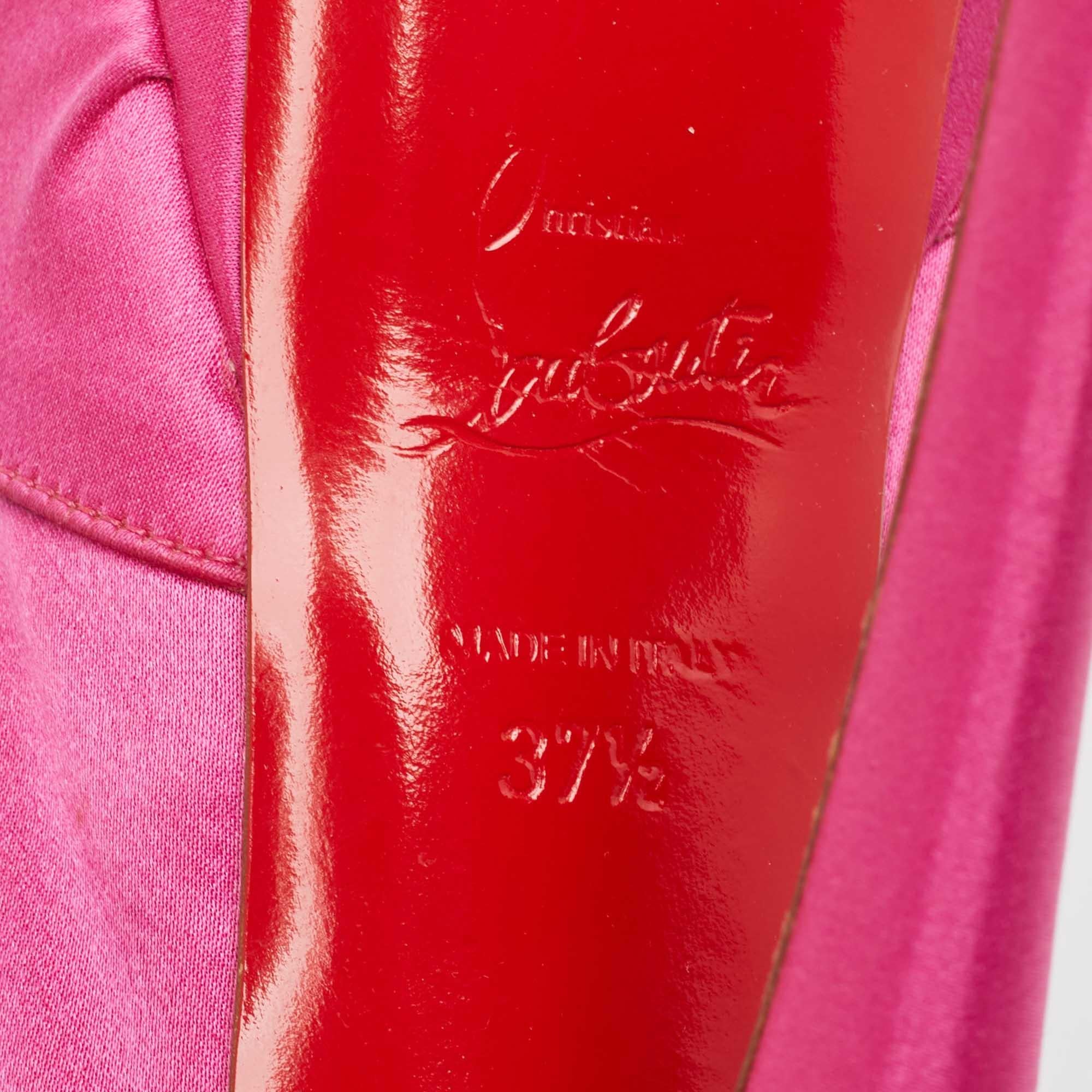 Christian Louboutin escarpins Jenny en satin rose taille 37,5 en vente 3
