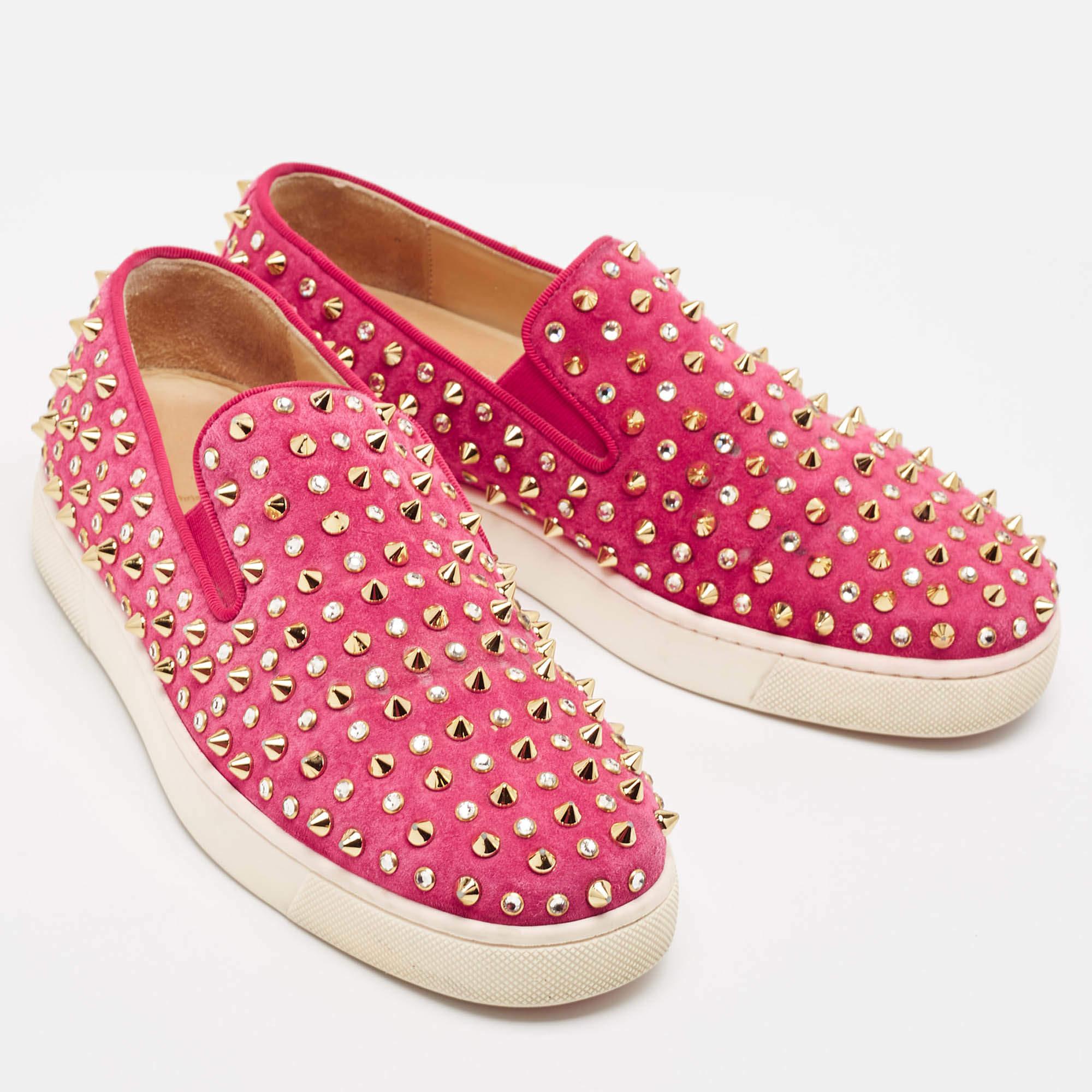 Christian Louboutin - Baskets à pointes en daim rose - Taille 36 Bon état - En vente à Dubai, Al Qouz 2