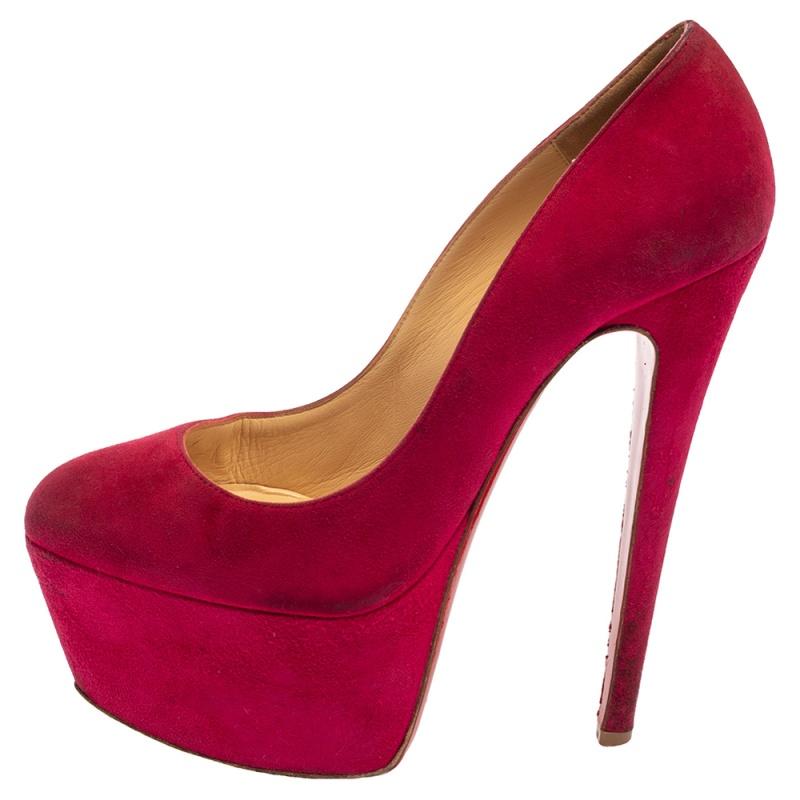Take your love for Louboutins to new heights by adding this gorgeous pair to your collection. The pumps simply speak high fashion in every stitch and curve. The exteriors come made from suede and the pumps are finished with platforms, 15 cm heels,