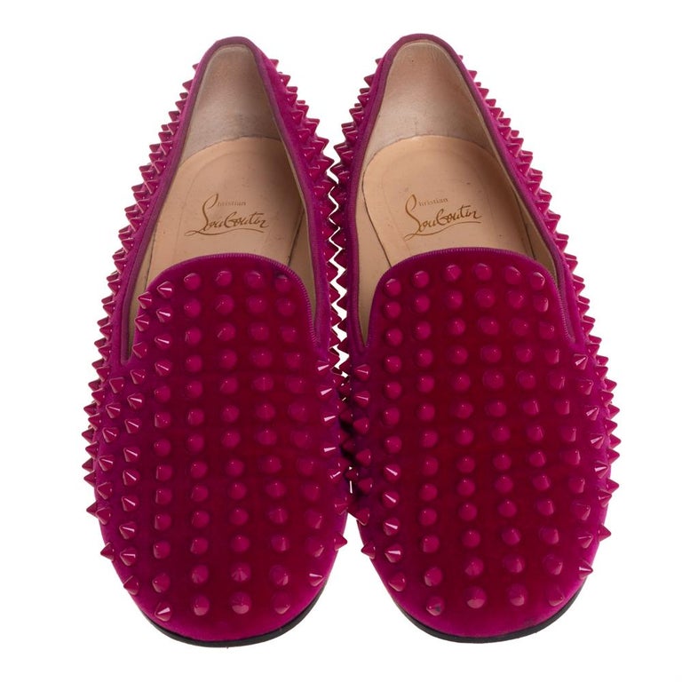 Såkaldte kollision Kan ikke lide Christian Louboutin Pink Suede Leather Rolling Spikes Loafers Size 40 at  1stDibs