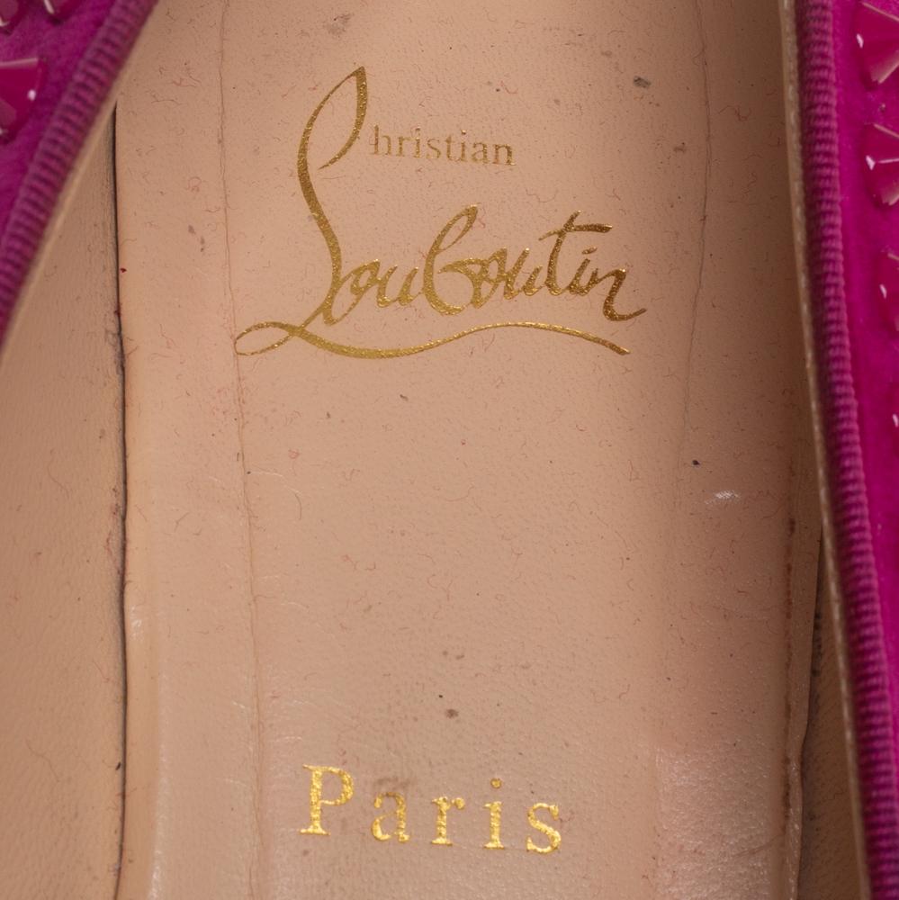 Christian Louboutin Pink Suede Leather Rolling Spikes Loafers Size 40 In Good Condition In Dubai, Al Qouz 2