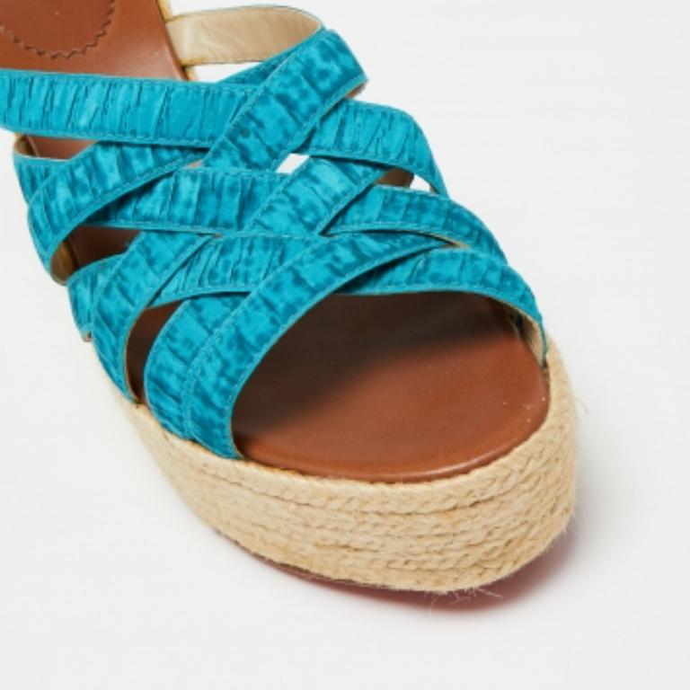 Christian Louboutin Pleated Crepon Espadrille Platform Wedge Sandals Size 41 In Good Condition For Sale In Dubai, Al Qouz 2