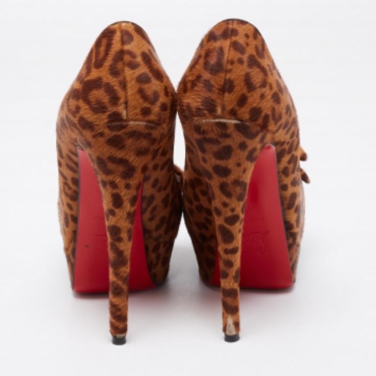Women's Christian Louboutin Printed Calf Hair Bow Lady Peep-Toe Platform Pumps Size 37 For Sale
