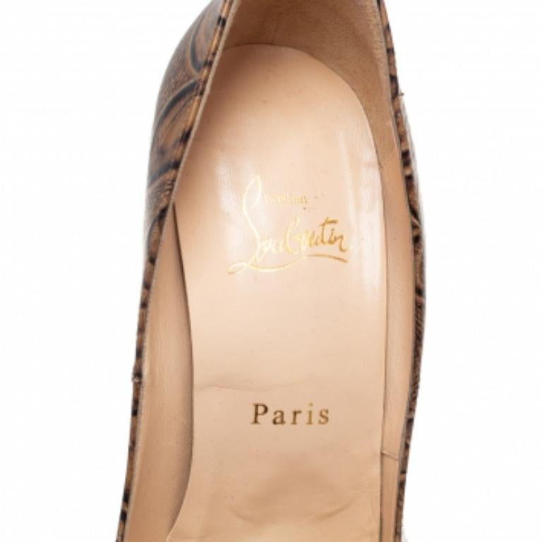 Christian Louboutin Piattaforma Altadama in pelle stampata Peep Toe Pumps Taglia 40 in vendita 1