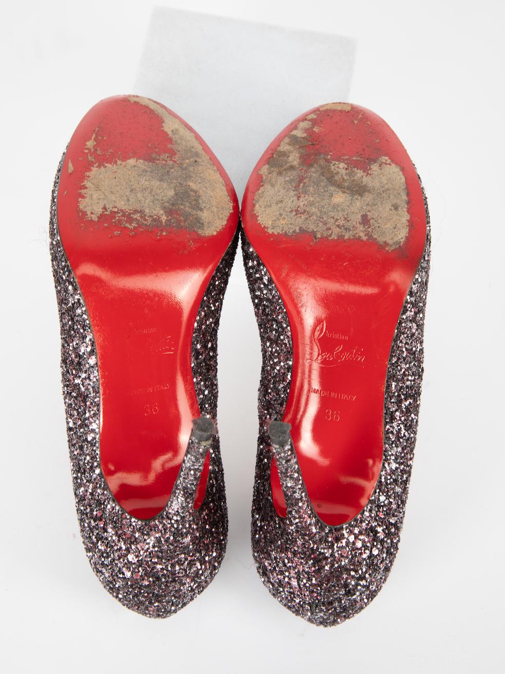 Christian Louboutin Purple Glitter Round Toe High Pumps Size IT 36 In Good Condition For Sale In London, GB