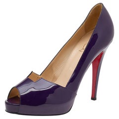 Christian Louboutin Lila Lackleder Peep Toe Plateau Pumps Größe 39,5