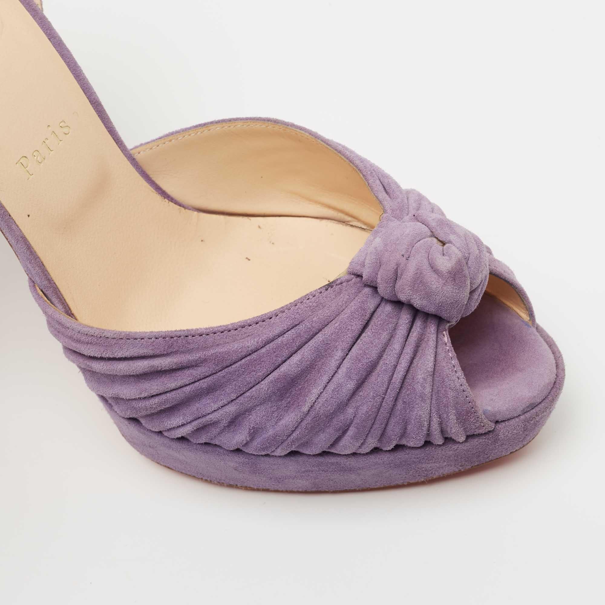 Christian Louboutin Purple Suede Greissimo Ankle Strap Sandals Size 40.5 In Good Condition For Sale In Dubai, Al Qouz 2
