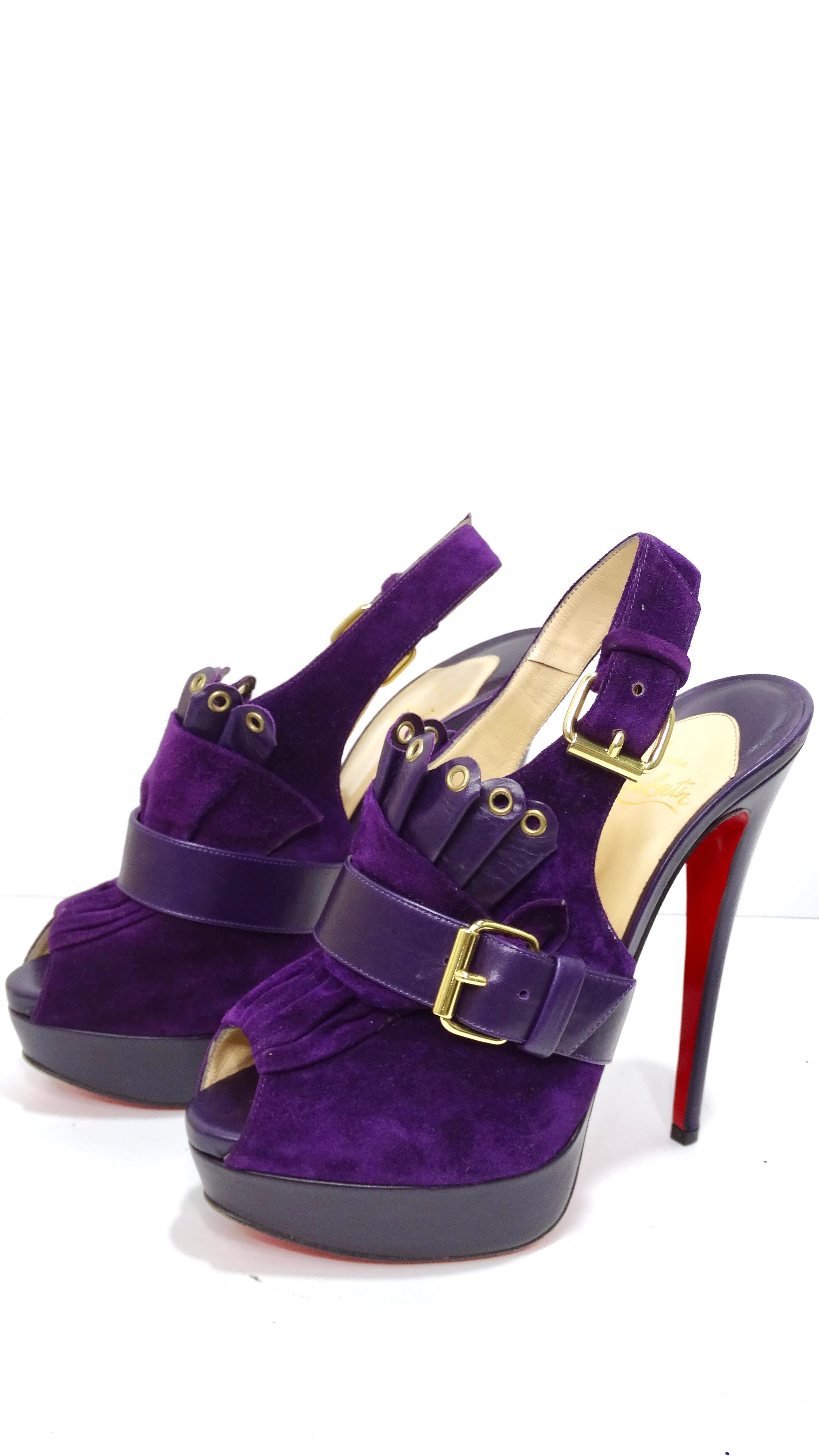 Christian Louboutin - Escarpins à plateforme en daim violet en vente 2