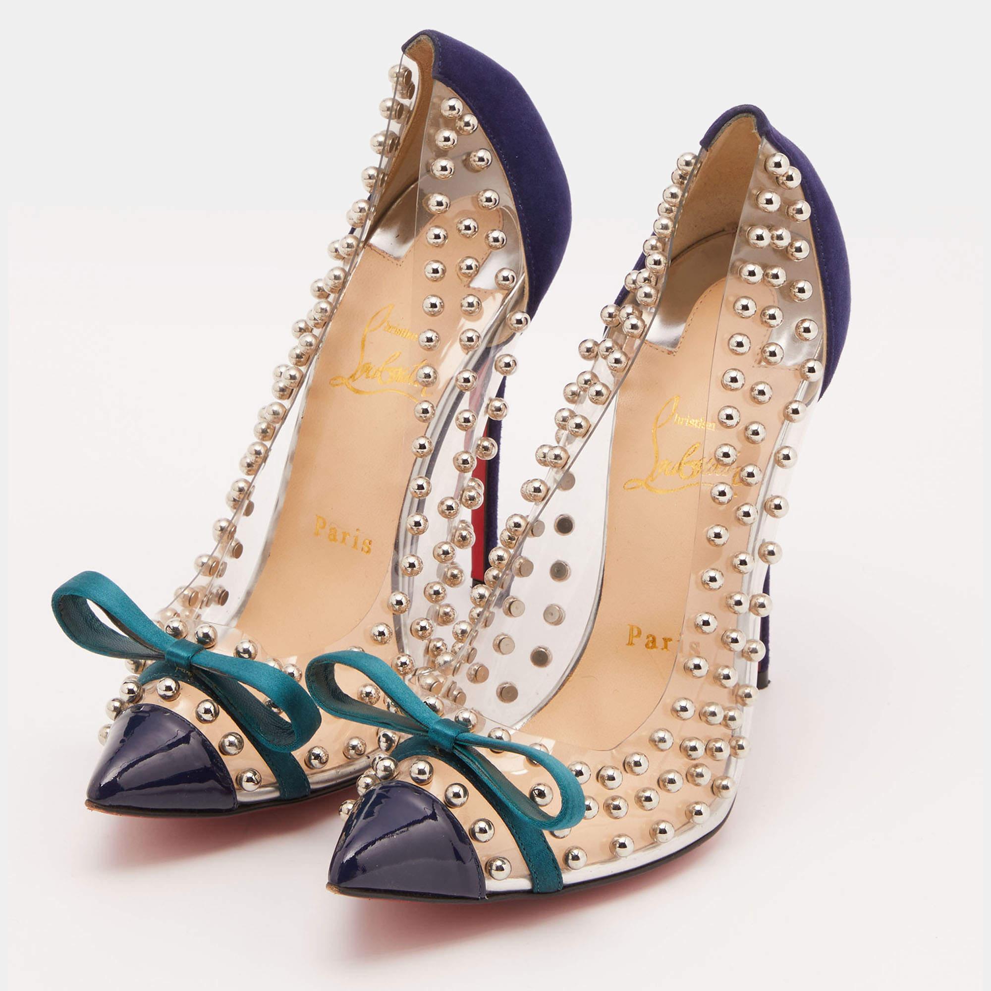 Exhibit an elegant style with this pair of pumps. These Christian Louboutin pumps for women are crafted from quality materials. They are set on durable soles and sleek heels.

