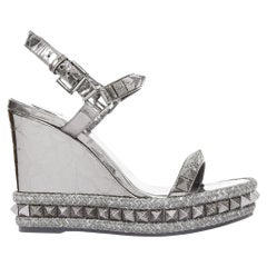 CHRISTIAN LOUBOUTIN Pyraclou 110 Anthracite metallic studded espadrille wedge