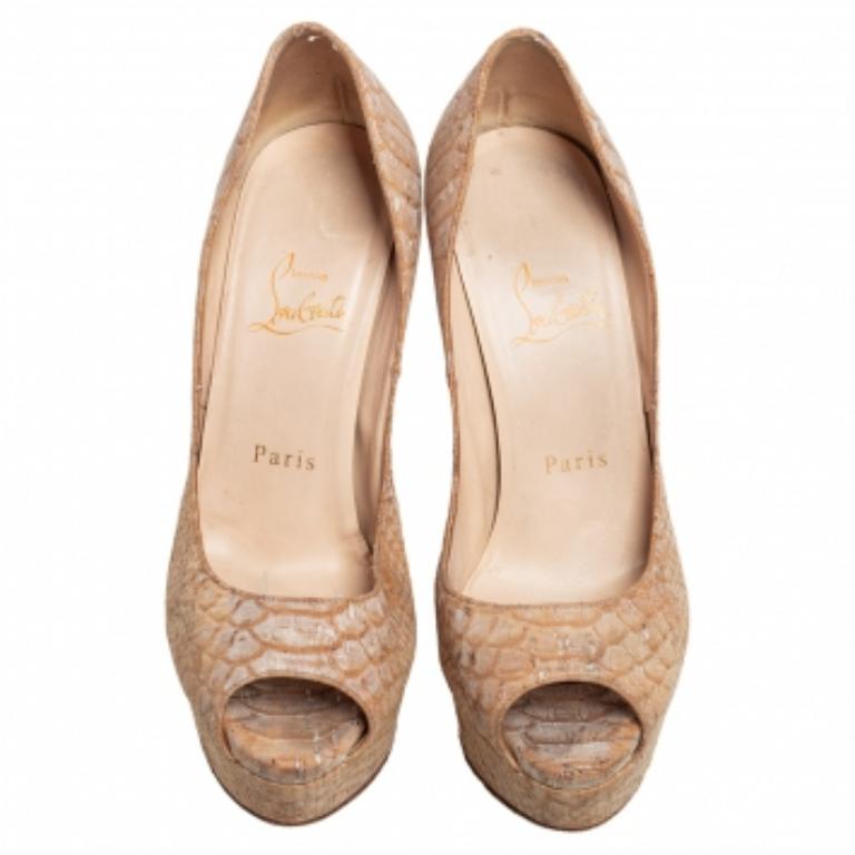 De las mujeres Christian Louboutin Python Embossed Cork Lady Peep Toe Platform Pumps Size 36.5 en venta