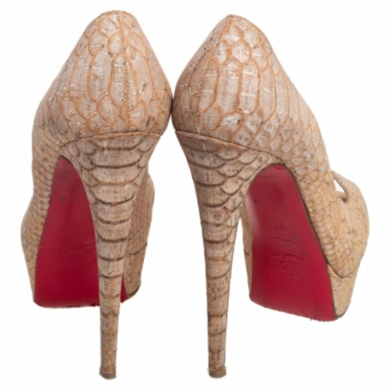 Christian Louboutin Python Embossed Cork Lady Peep Toe Platform Pumps Size 36.5 en venta 1