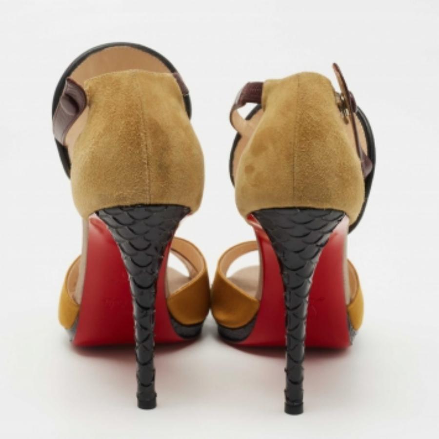 De las mujeres Christian Louboutin Sandalias aztecas de ante y satén con piel de pitón en relieve talla 41 en venta