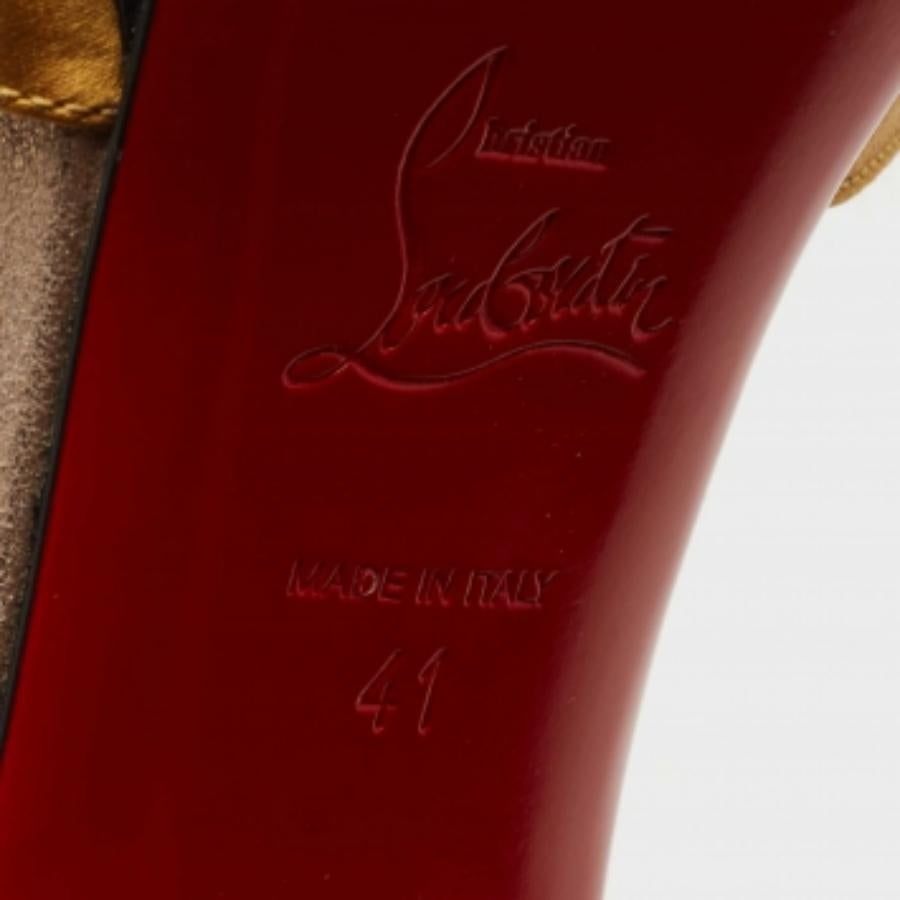 Christian Louboutin Sandalias aztecas de ante y satén con piel de pitón en relieve talla 41 en venta 3