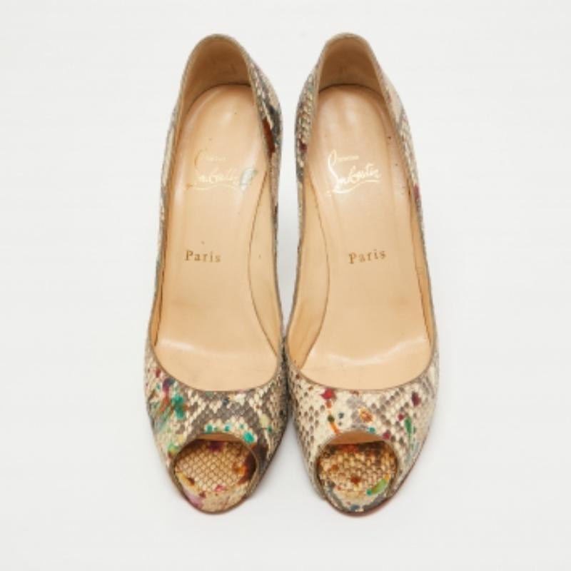 Christian Louboutin Python Leder Lady Peep Toe Plateau Pumps Größe 39 im Zustand „Gut“ im Angebot in Dubai, Al Qouz 2
