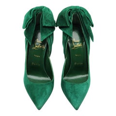 Christian Louboutin Rabakate Pumps Suede in Green