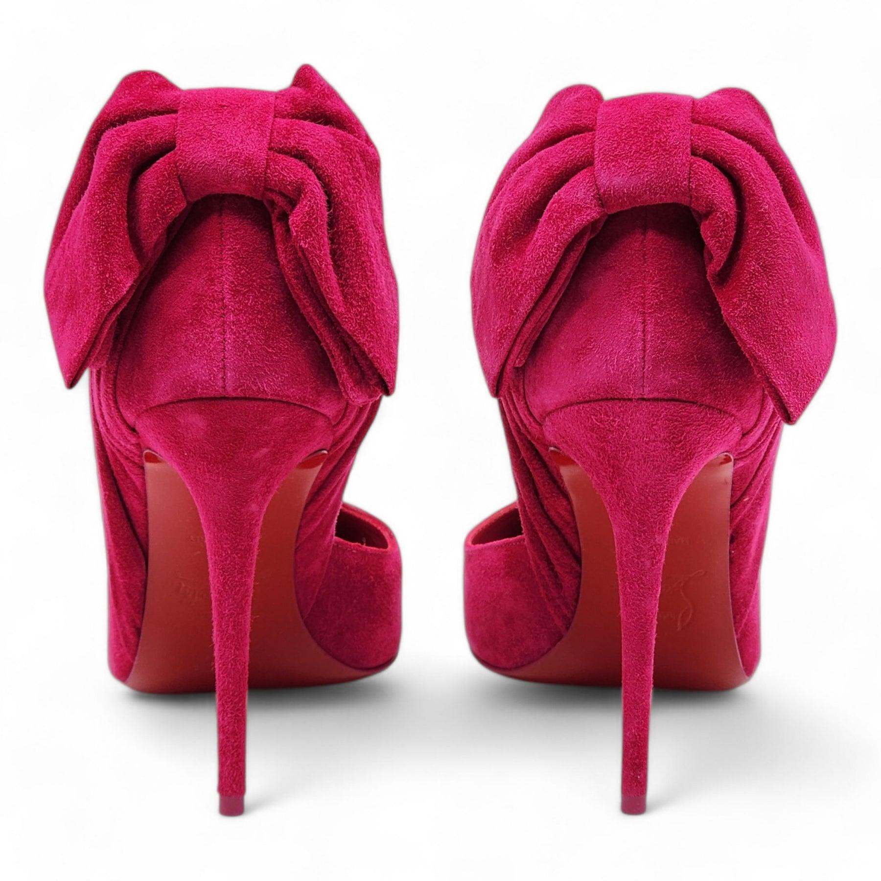 Rose Christian Louboutin Rabakate escarpins en daim rose en vente