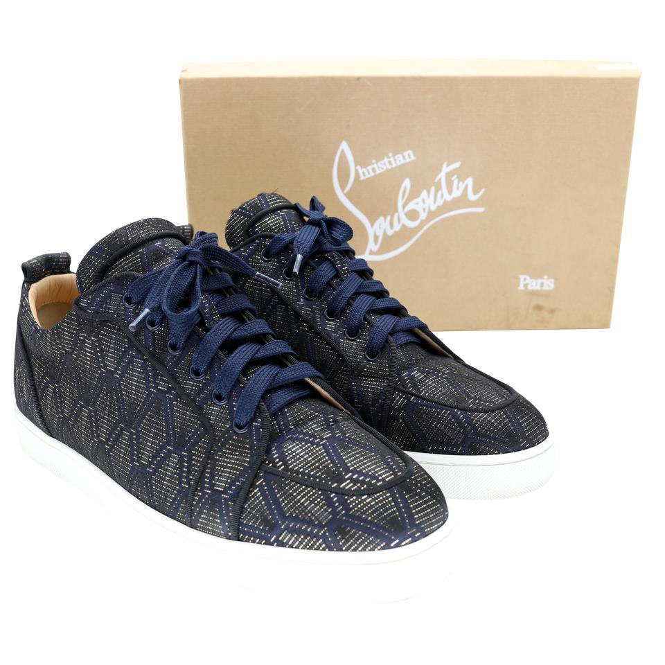 Christian Louboutin Rantulow Orlato 46 Flat Tissu Deco Sneakers CL-S0208N-0002

Louboutin was imaging a sneaker that can be worn with day-to-day outfits and denims. Thus, the Rantulow was created. Modeled after retro basketball shoes from the 1980s,