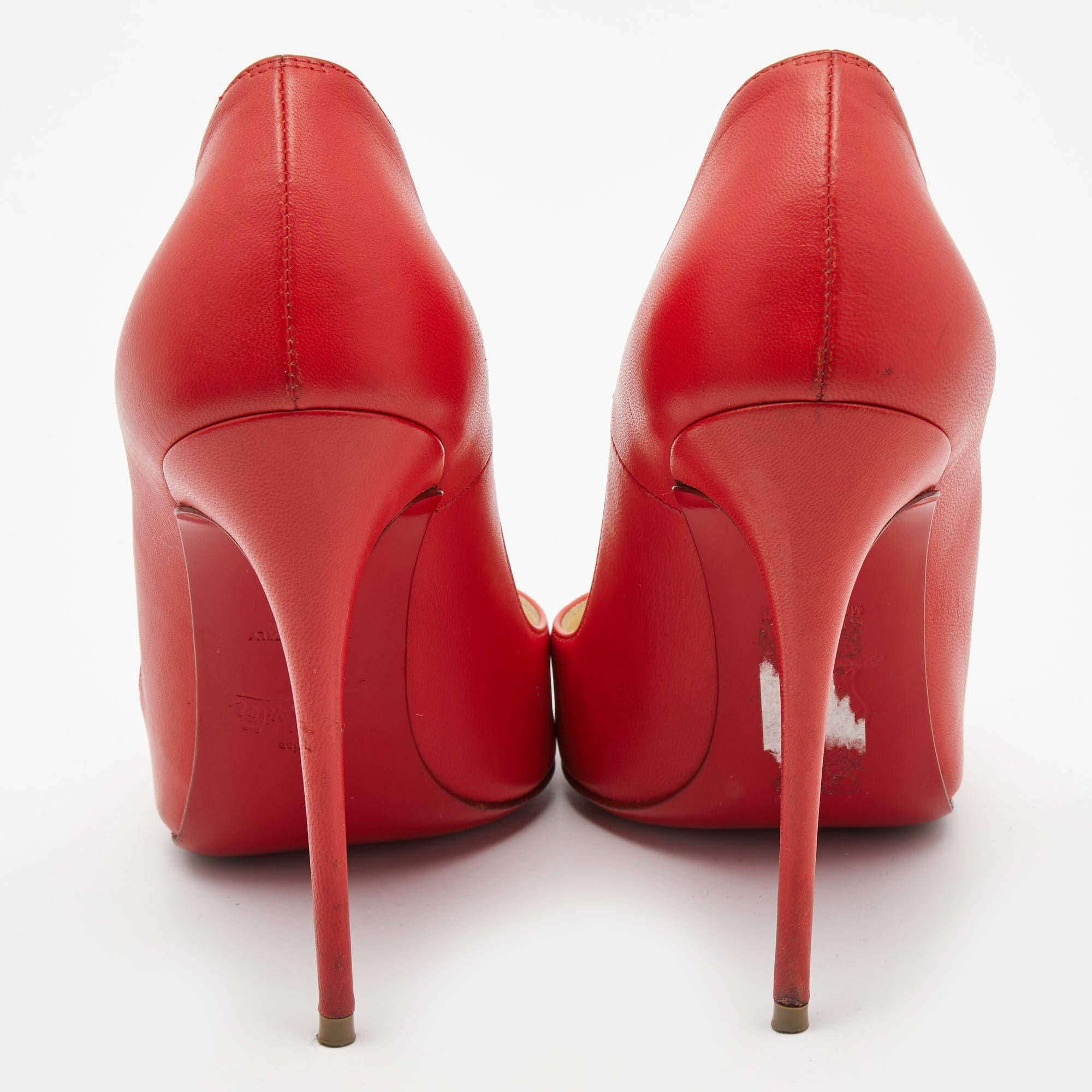 Christian Louboutin Red Leather So Kate Pointed Toe Pumps Size 37 In Good Condition For Sale In Dubai, Al Qouz 2
