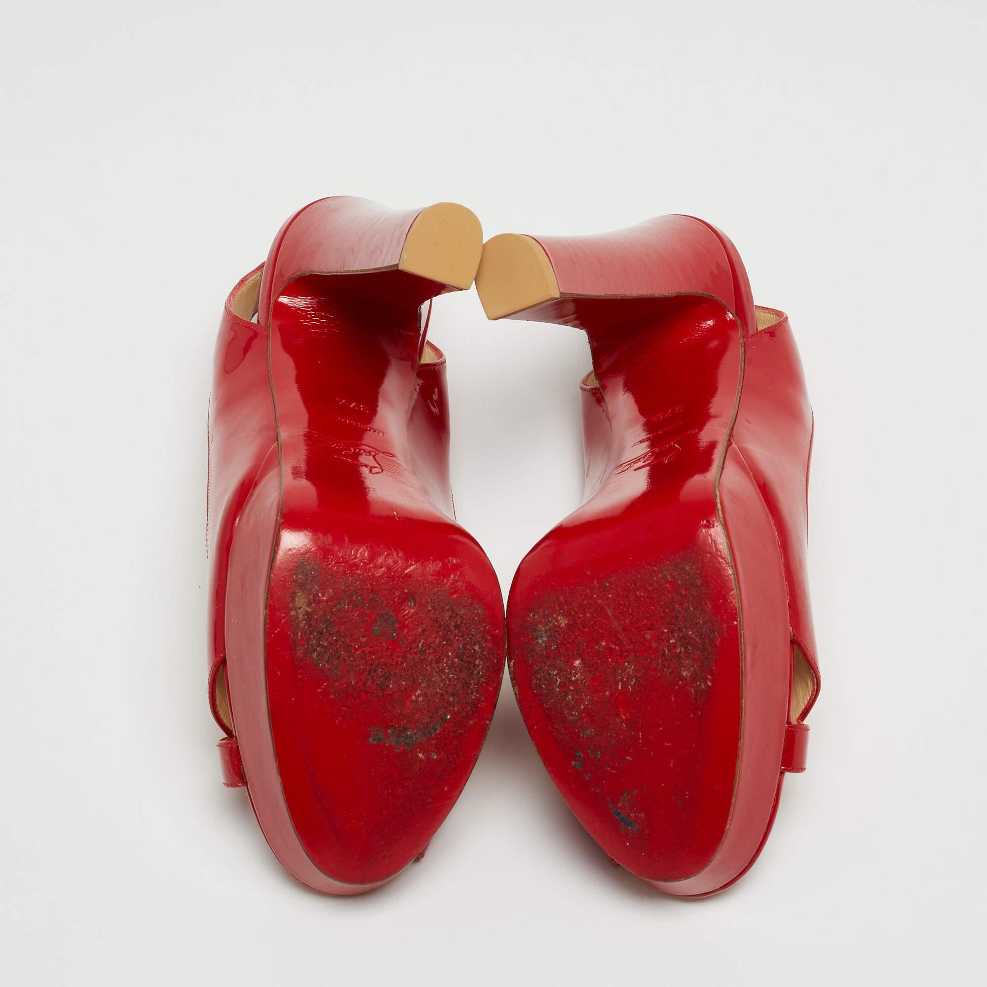 Women's Christian Louboutin Red Marpoil Peep Toe Platform Slingback Sandals Size 37.5 For Sale