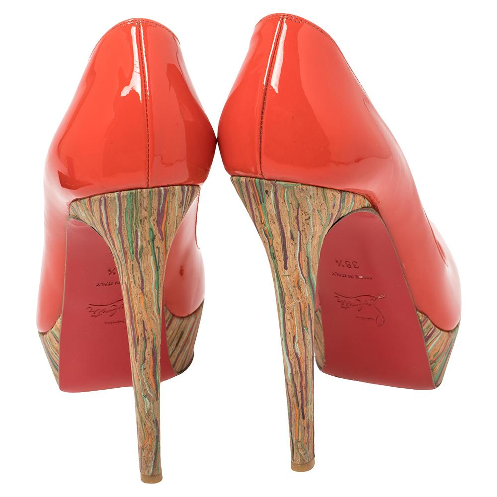 Orange Christian Louboutin Red Patent Leather And Cork Lady Peep Toe Pumps Size 38.5 For Sale