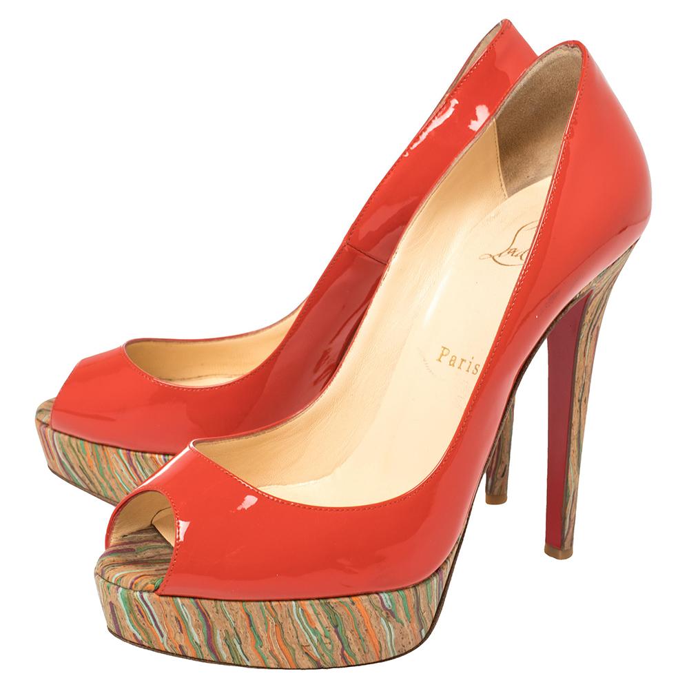 Christian Louboutin Red Patent Leather And Cork Lady Peep Toe Pumps Size 38.5 For Sale 2