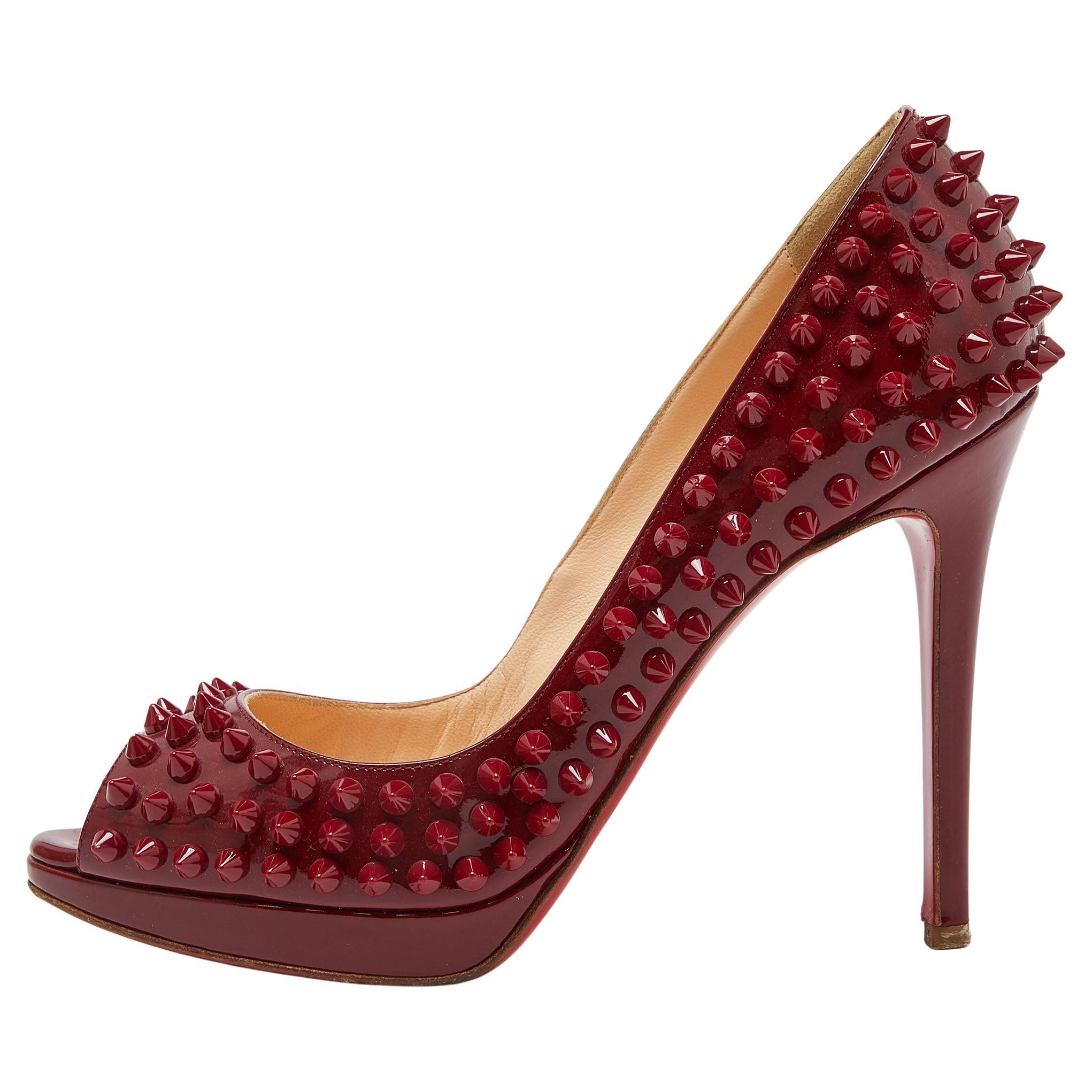 Christian Louboutin Red Patent Leather Yolanda Spiked Peep-Toe Pumps Size 37.5 For Sale