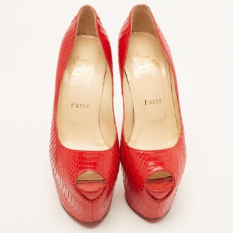 Christian Louboutin Red Python Highness Pumps Size 37.5 In Good Condition For Sale In Dubai, Al Qouz 2