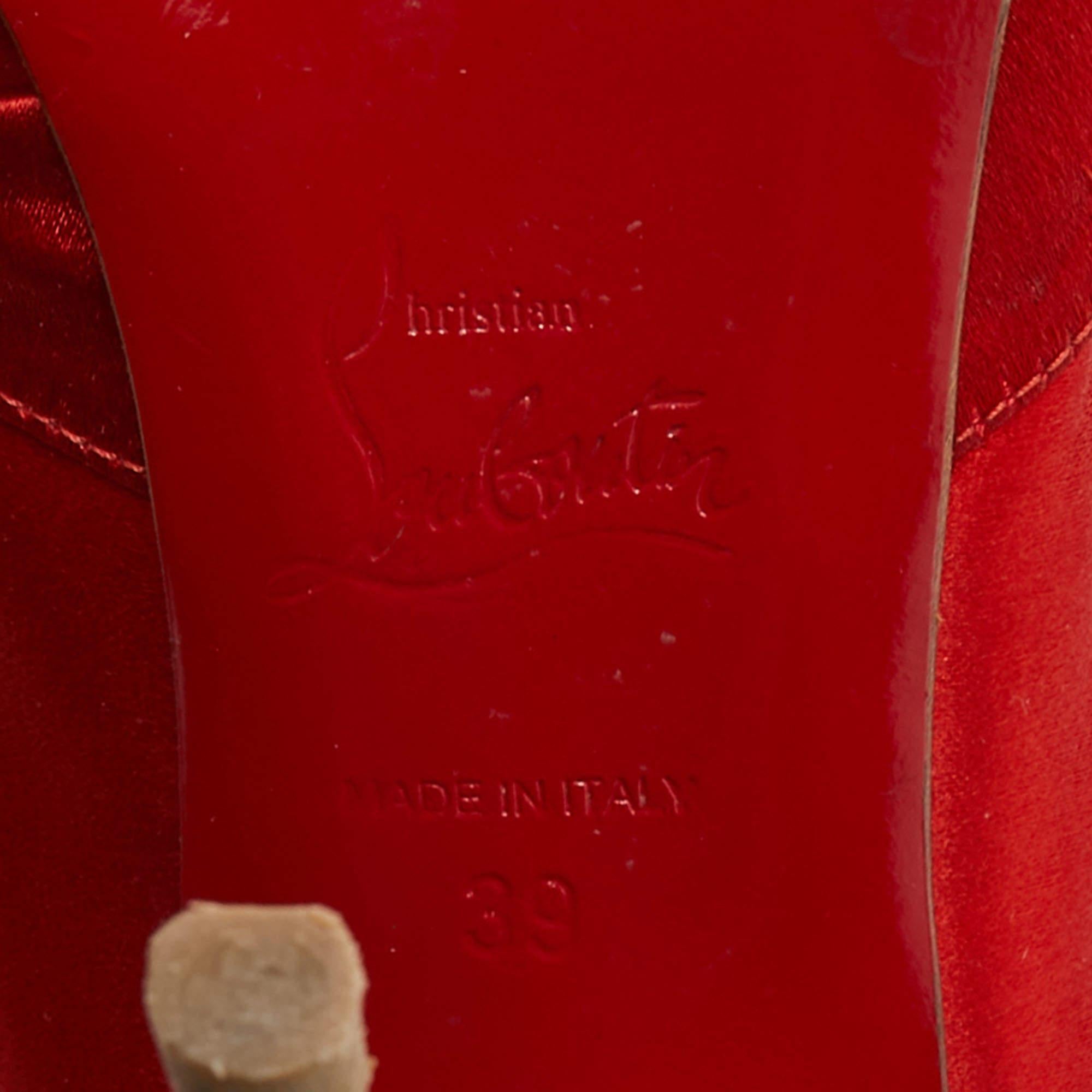 Christian Louboutin escarpins Jenny en satin rouge taille 39 en vente 3