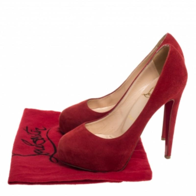 Women's Christian Louboutin Red Suede Bianca Platform Pumps Size 35 For Sale