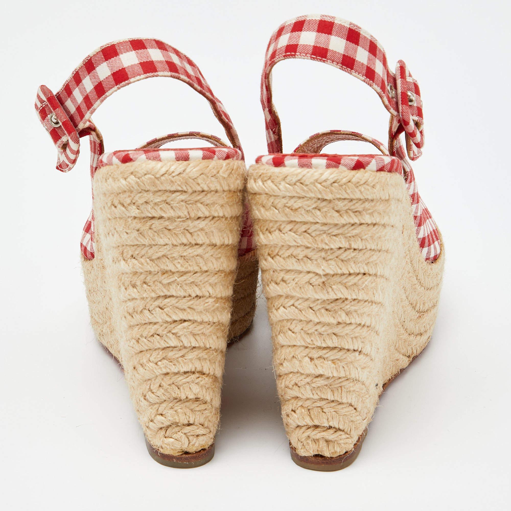 Christian Louboutin Red/White Gingham Fabric Menorca Espadrille Wedge Size 37 For Sale 2